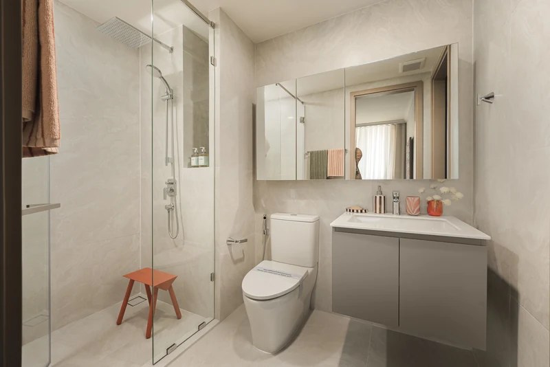CANVAZ Palette Cherngtalay — second bathroom with a shower